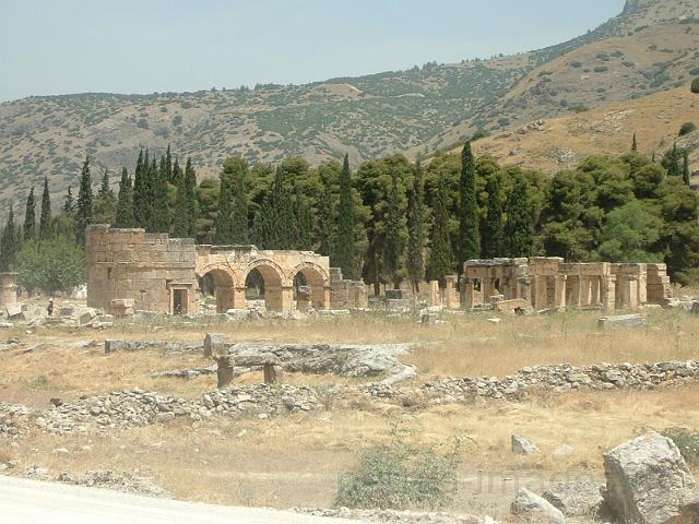 145 Pamukkale_Hierpolis_The Domitian Gate with (round) Tower on the left and The North Byantine Gate on the right.JPG
